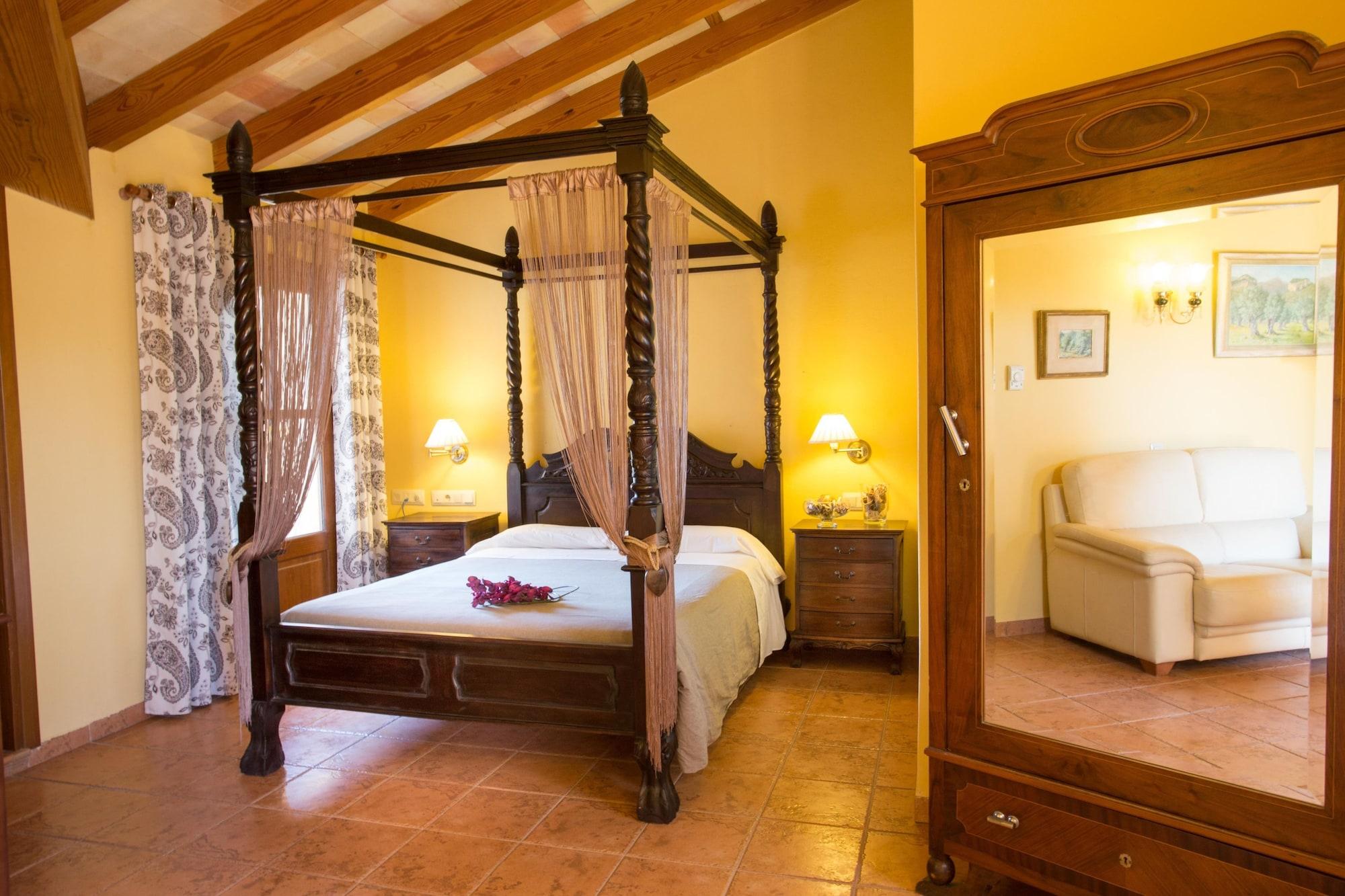 Agroturismo Es Quatre Cantons Binissalem Luaran gambar