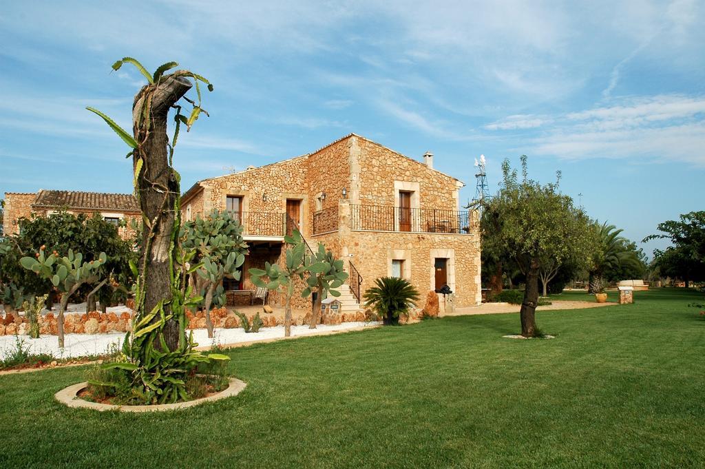 Agroturismo Es Quatre Cantons Binissalem Luaran gambar