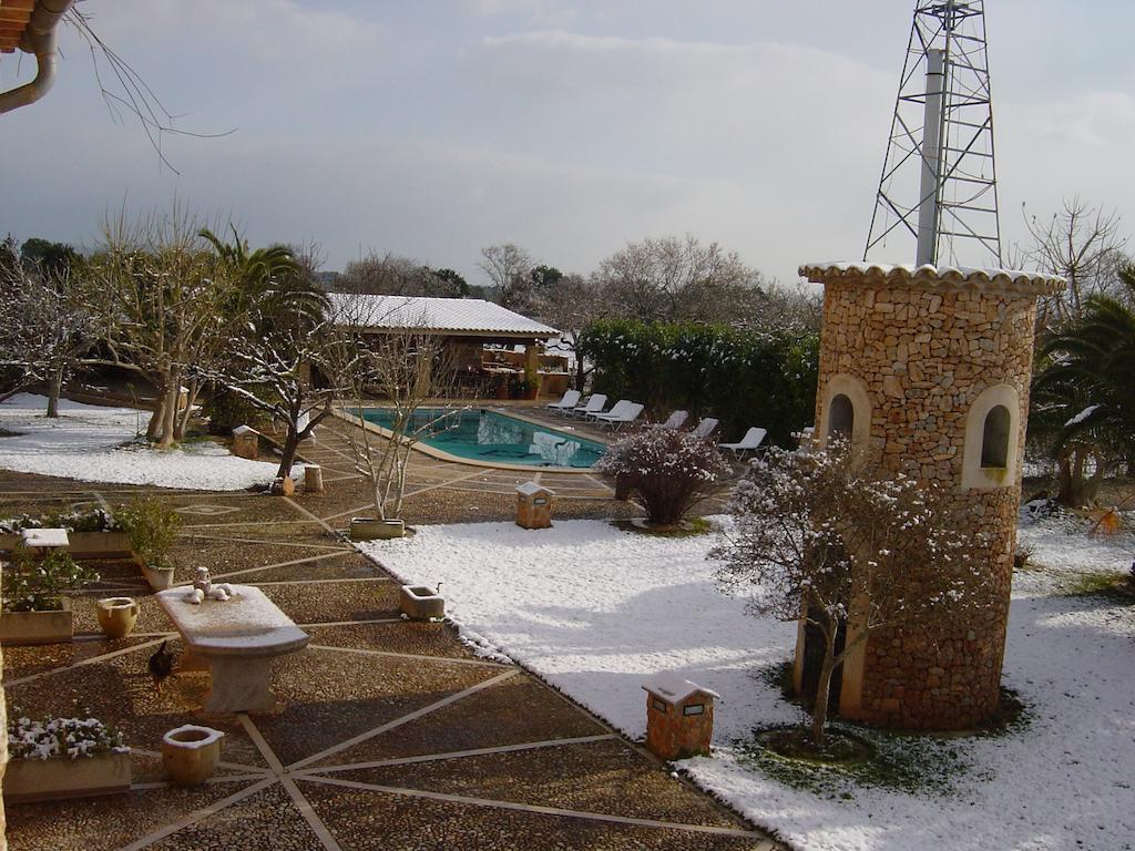 Agroturismo Es Quatre Cantons Binissalem Luaran gambar