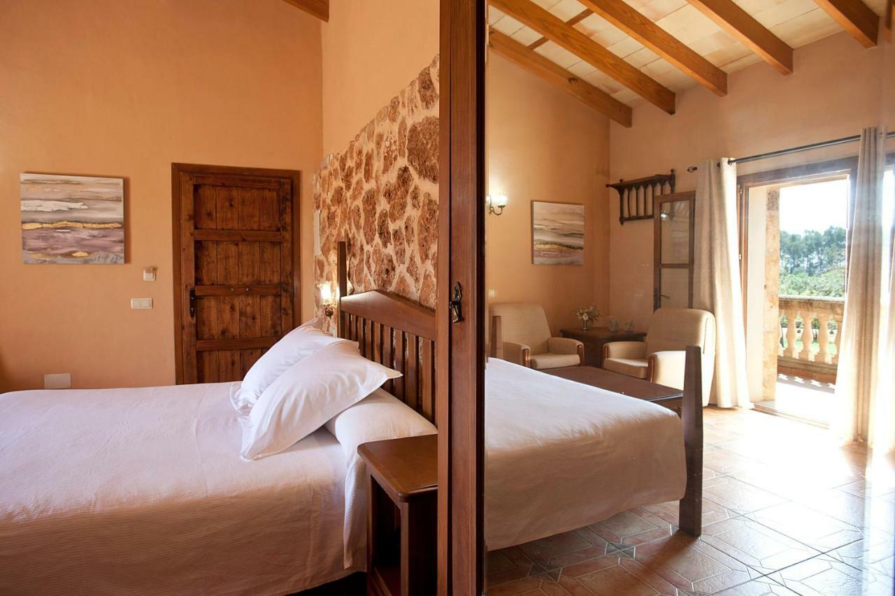 Agroturismo Es Quatre Cantons Binissalem Luaran gambar