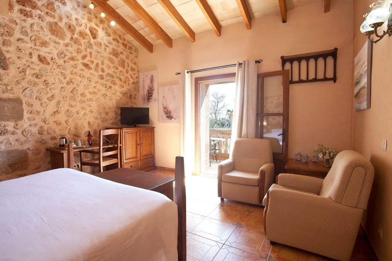 Agroturismo Es Quatre Cantons Binissalem Luaran gambar
