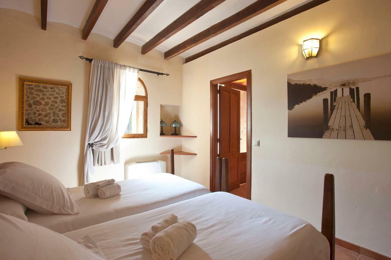 Agroturismo Es Quatre Cantons Binissalem Luaran gambar