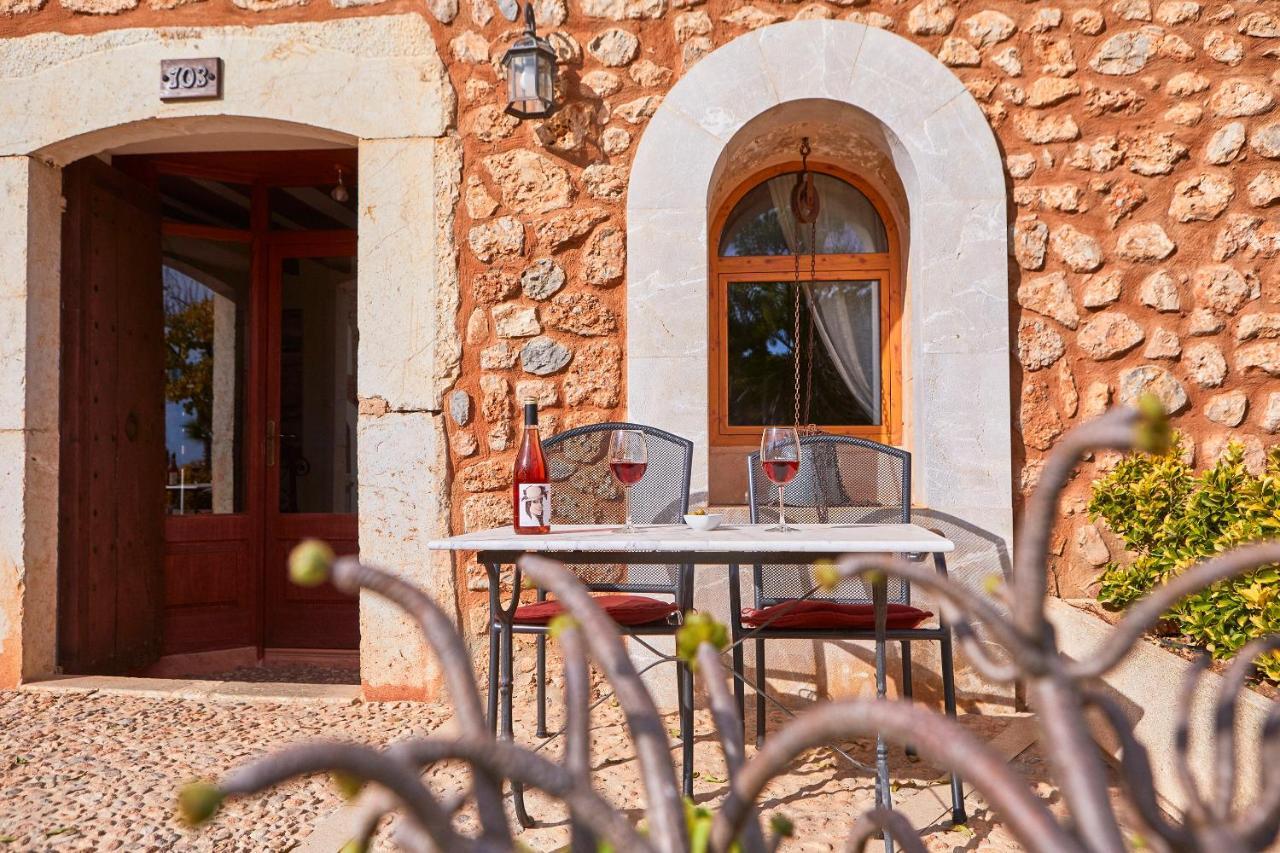 Agroturismo Es Quatre Cantons Binissalem Luaran gambar